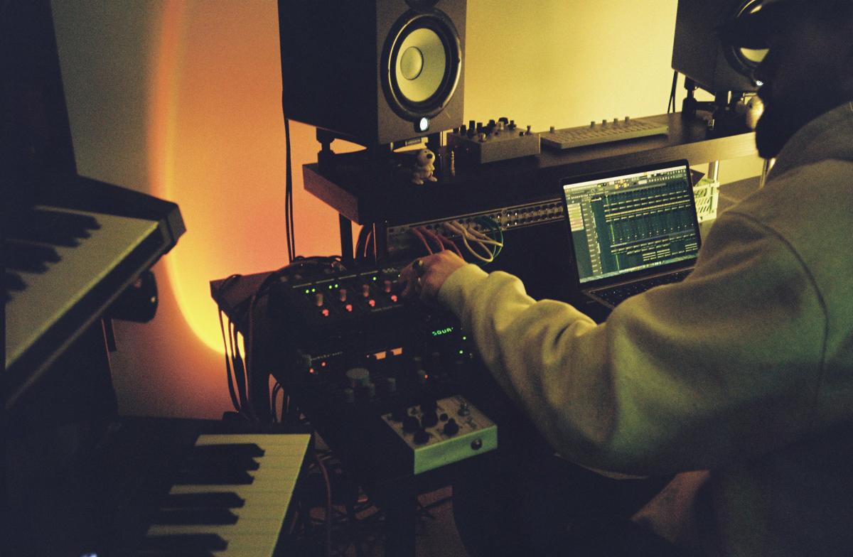 DJ & Producer Drone with SSL 12 & SSL Software